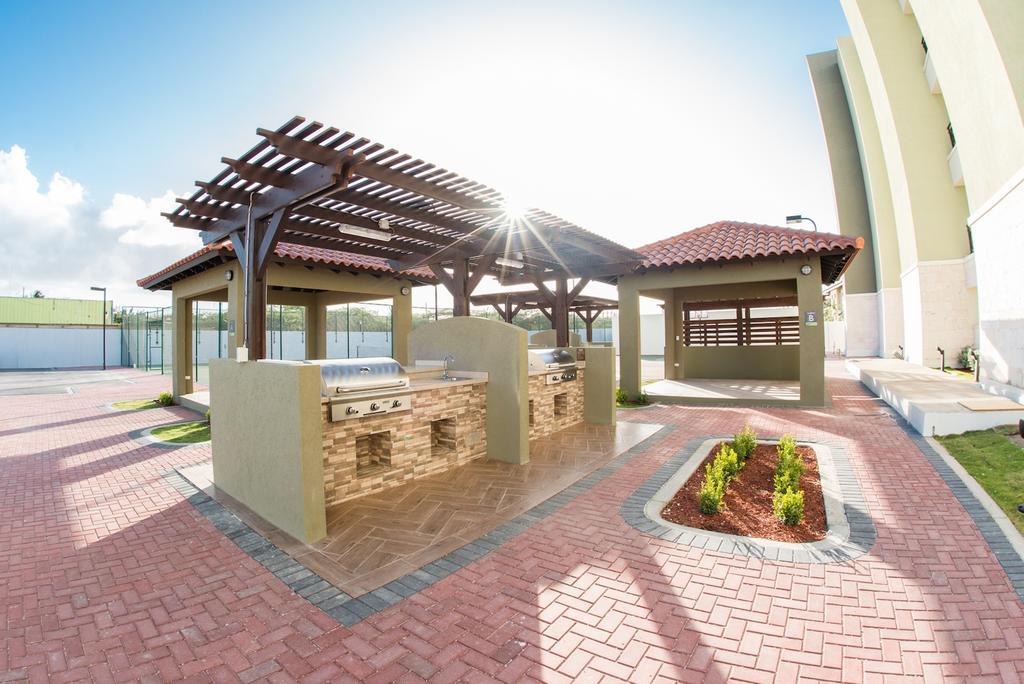 Palmaruba Condos Palm Beach Eksteriør bilde